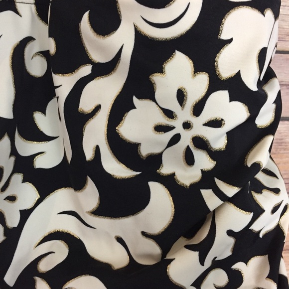 Silhouette solution sz 14 slimming halter swimsuit - Picture 2 of 4